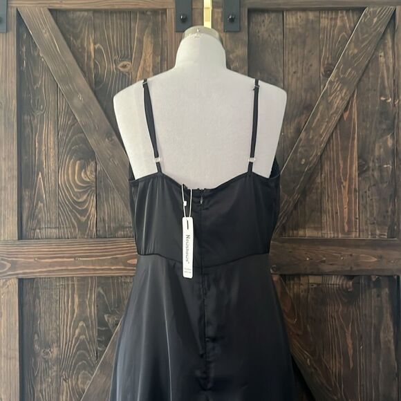 NWT Newshows V Neck Satin Spaghetti Strap Sleeveless Slit Cocktail Maxi Dress - Picture 12 of 16